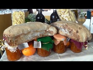 Bacoli (NA) - La dieta mediterranea per sconfiggere il cancro (30.04.16)