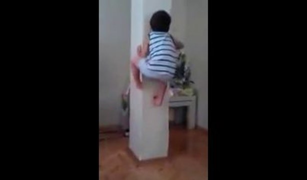 Little Baby Climbing Wall-Amazing Spider Baby-Funny Videos-Whatsapp Videos-Prank Videos-Funny Vines-Viral Video-Funny Fails-Funny Compilations-Just For Laughs