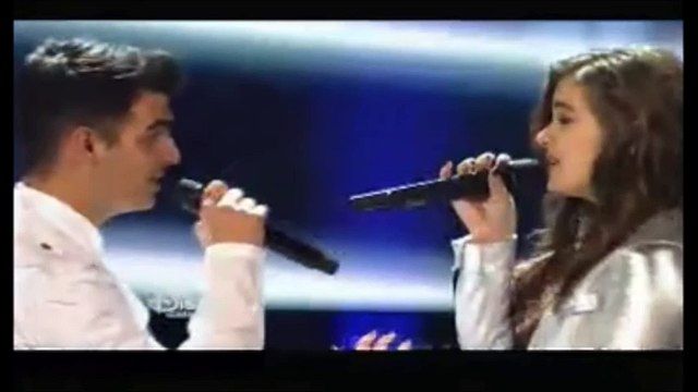 Hailee Steinfeld and Joe Jonas performing ''Rock Bottom'' at the RDMA