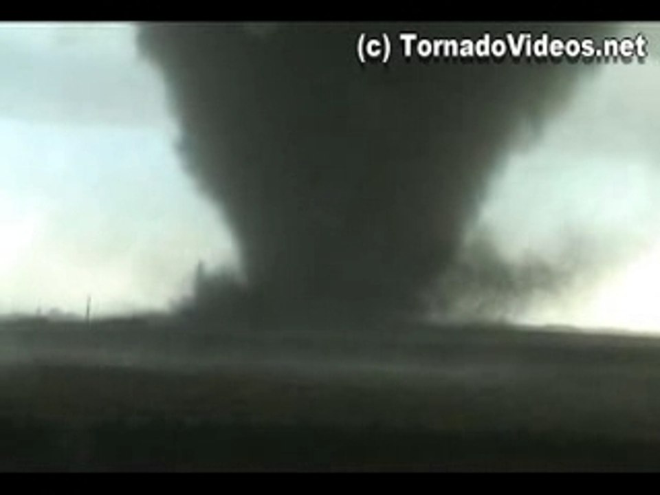 gigantesque tornade aux usa