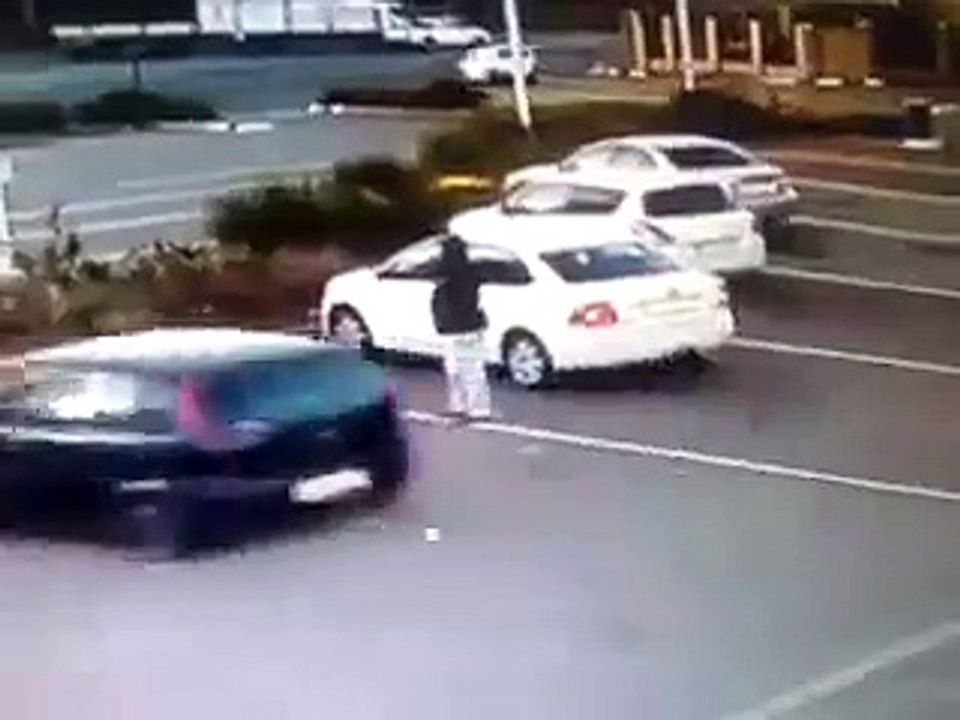 Berhati Hatilah Saat Parkir Mobil (Pencurian Trik Baru)