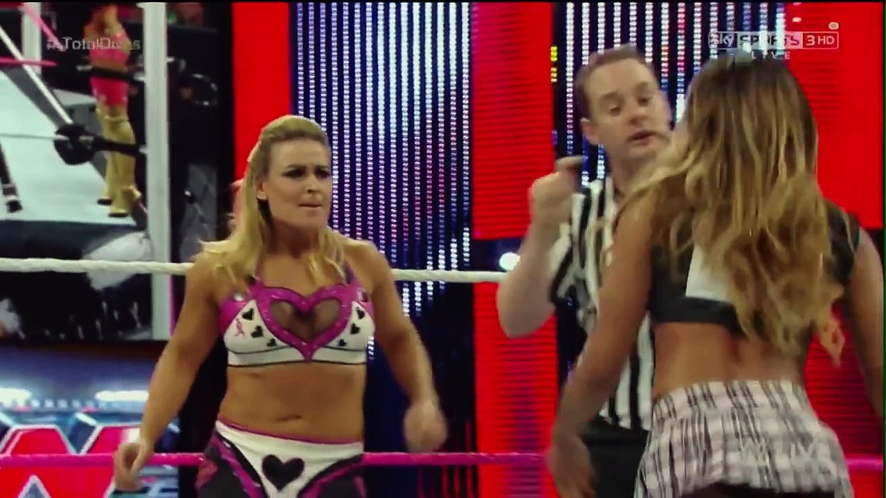 WWE RAW Brie Bella Naomi