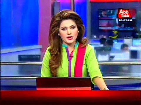 Karachi: Fire erupts in residential building at tariq road