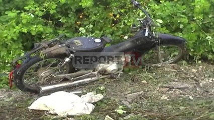 Report TV - Aksident në Fushë-Krujë, makina  përplas për vdekje motoristin