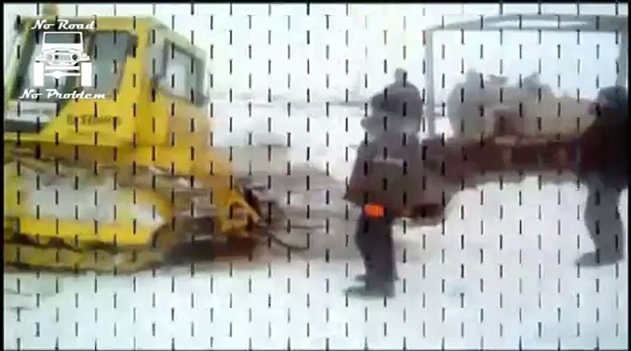 ЖУТКОЕ БЕЗДОРОЖЬЕ, ЛЕДЯНОЙ ПЛЕН - ДОРОГИ РОССИИ_THE ICY ROAD OF DEATH - ROADS OF RUSSIA