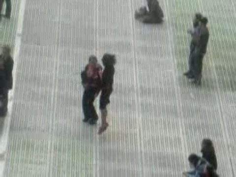 Fille au concert de Muse 23 juin 2007