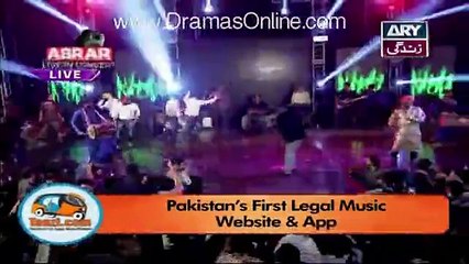 Abrar Ul Haq and Neelum Muneer Performs On Aaj Bhi Billo Zinda Hai