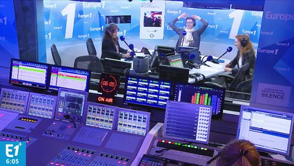 Les partisans d'Emmanuel Macron se lancent dans le porte-à-porte