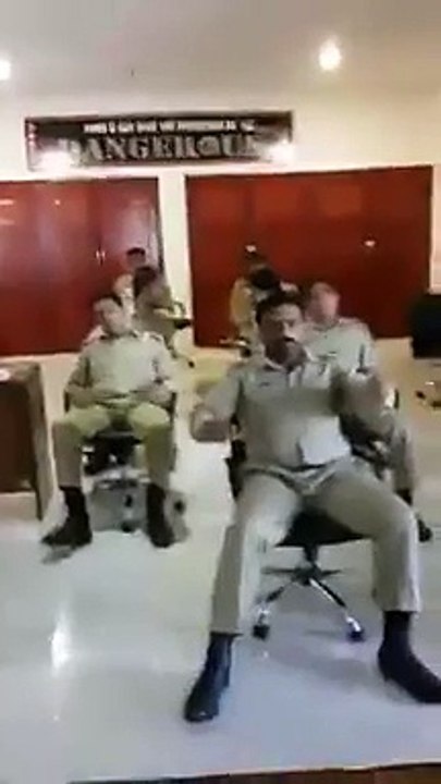 Fun In PAK ARMY!! very funny video.