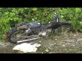 Aksident - Fushë Krujë, makina merr 100 metra para motoçiklistin, gjen vdekjen