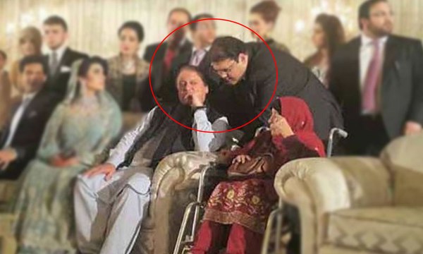 Why Captain Safdar and others did firing on Journalists after binding them with tree in Jati Umra in Hussain Nawaz's Engagement Day