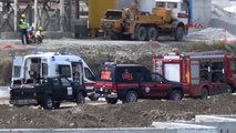 Manisa'da Hastane İnşaatında Göçük Altında Kalan 3 İşçi Kurtarıldı