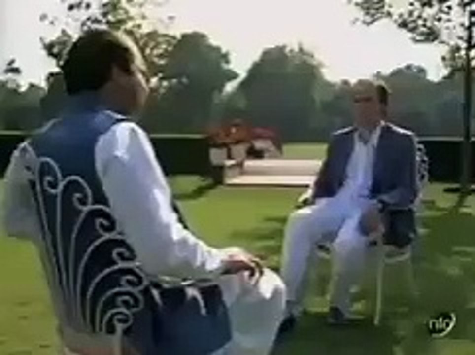 Nawaz Sharif praising the great dictator, Hazrat, Maulana, Marhoom Zia-Ul-Haq