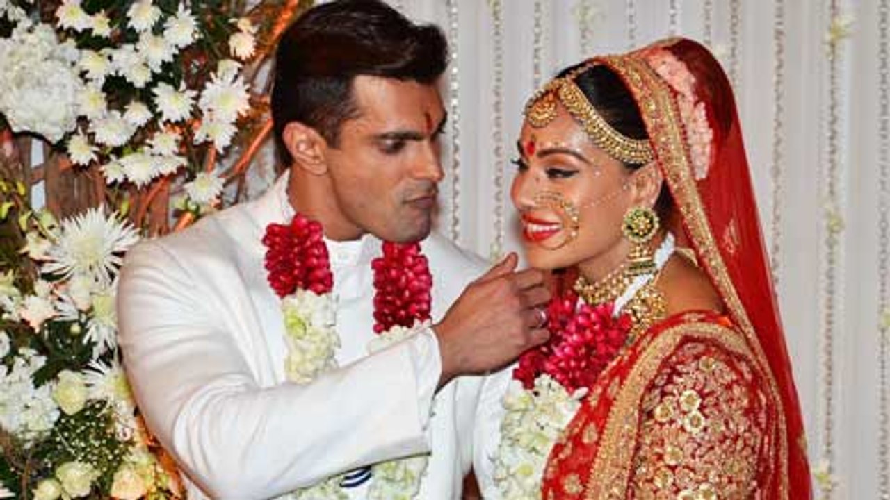 Karan Singh Grover SINGS For Bipasha Basu LIVE!