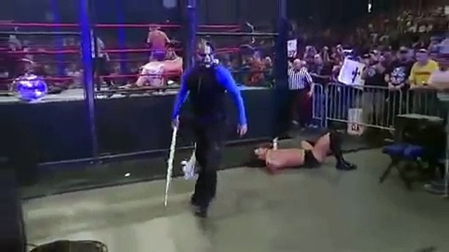 Jeff Hardy attacks Beer Money at TNA Lockdown 2010