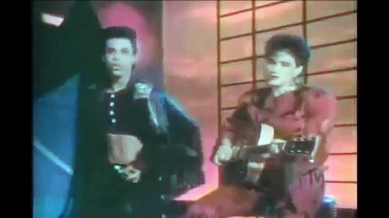 When Prince dance on I was made for loving you KISS