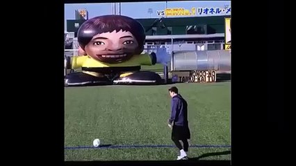 Lionel Messi vs The Giant Goalkeeper in Japan