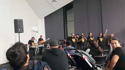 Gods Kitchen- I am a friend of God(Israel houghton)