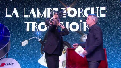 La lampe torche trou noir - Tony la thune