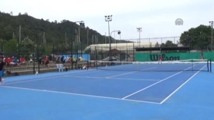 Ünilig Tenis Final Müsabakaları Başladı