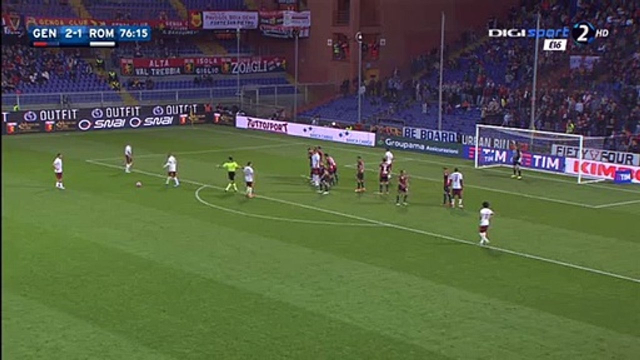 Francesco Totti Free-Kick Goal HD - Genoa 2-2 Roma Serie A