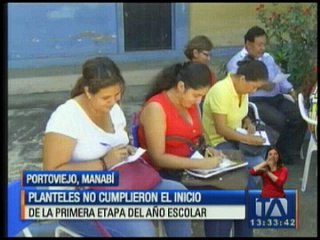 下载视频: Planteles de Portoviejo no cumplieron el inicio de la primera etapa del año escolar