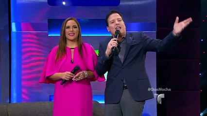 Una pequeña de 6 años hace maromas en el baloncesto | Que Noche | [-T-e-l-e-m-u-n-d-o-]