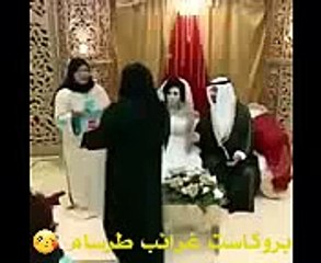 مضاربه بفرح ام العريس وام العروسه