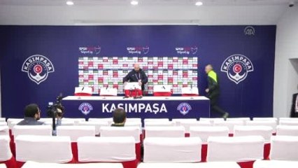 Kasımpaşa Kaleci Antrenörü Birgen