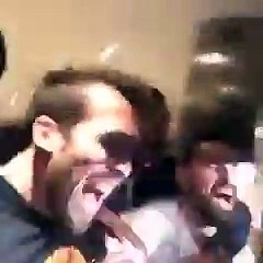 Les joueurs de Leicester Players célèbrent le titre chez Jamie Vardy