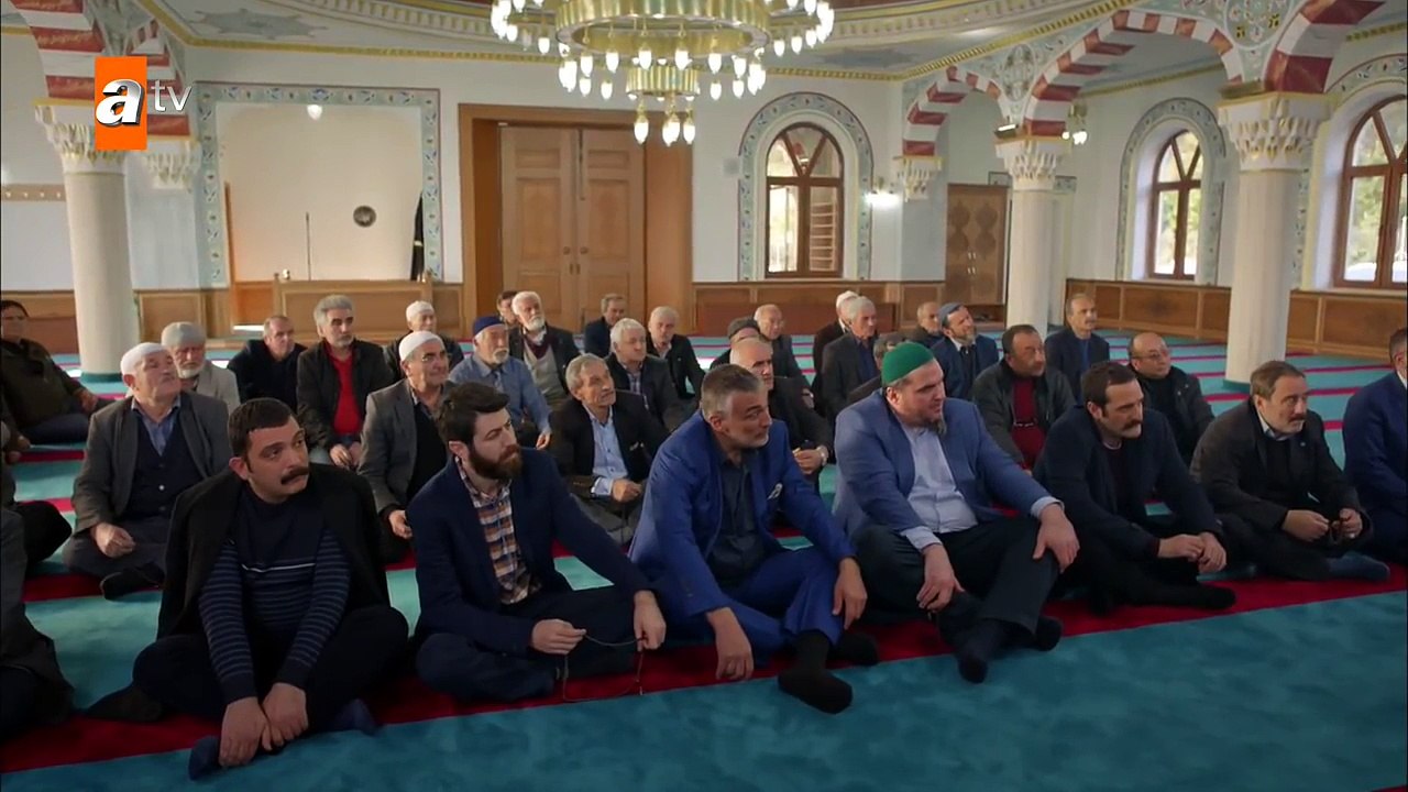 Bu sefer Kertenkele Hicabinin vaazını dinliyor... - Kertenkele 56. Bölüm - atv