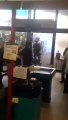 En supermercado de Barinas lanzaron bombas lacrimógenas