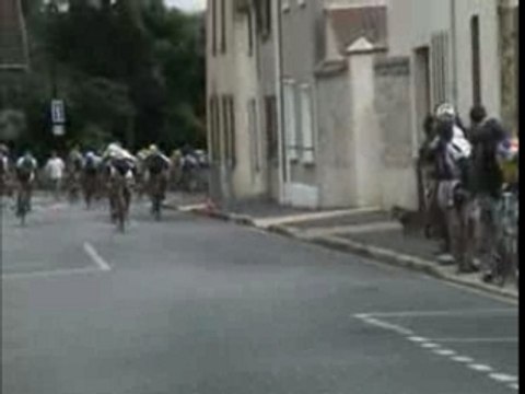 Arrivée 1ere cat SACLAY