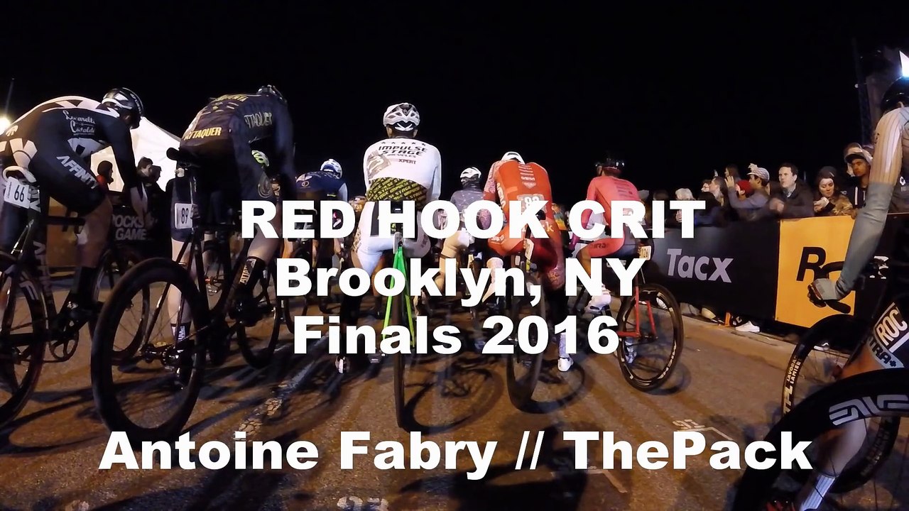 Enorme accident de vélo filmé en caméra embarquée lors d'une course à Brooklyn