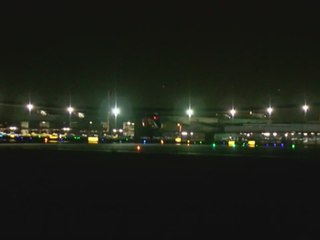 RAW VIDEO: Solar Impulse 2 lands in Goodyear