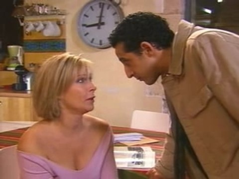 Rebecca Hampton - Plus belle la vie