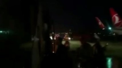 THY Uçağı Priştina?da Pistten Çıktı