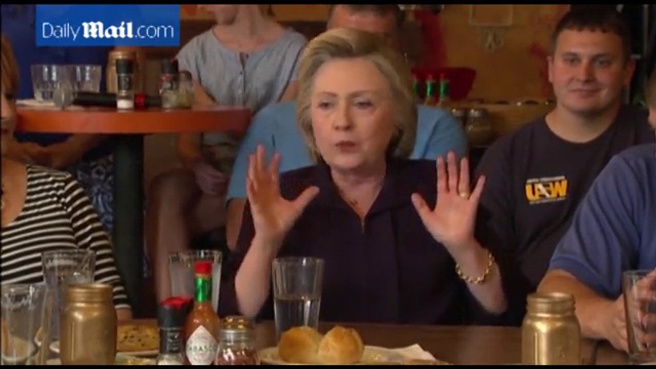 Hillary Clinton meets with union steel workers in Kentucky