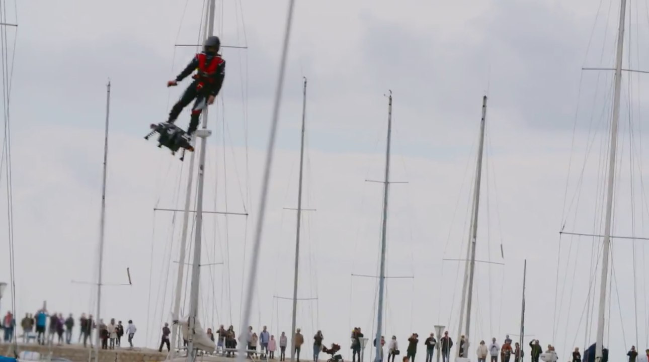 Nouveau record du monde de distance de vol avec le Flyboard Air