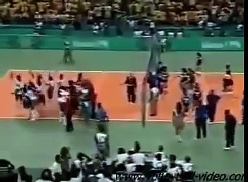 Volleyball Fighting / Brazil VS Cuba Atlanta 1996 Olympic Games.