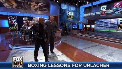 Quand Mike Tyson montre à Brian Urlacher comment mettre un KO à tous les coups !