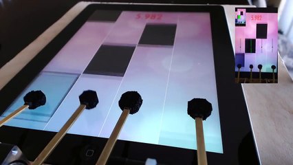 Un robot réalise un score colossal sur le jeu Piano Tiles 2