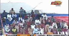 two international crickter fight with each other