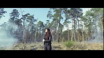 Laura Mendes - No Control (Official) - YouTube