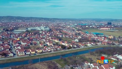 Ce couple de cigognes fait quelque chose d'extraordinaire chaque année !