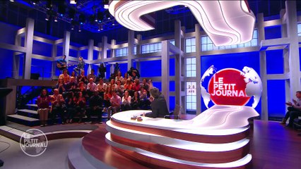 Gala Acoustic Version of FREED FROM DESIRE at LE PETIT JOURNAL