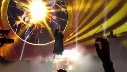 Ariana Grande - Dangerous Woman (Live at Radio Disney Music Awards 2016)