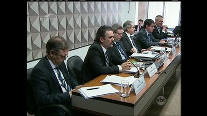 Especialistas favoráveis ao impeachment de Dilma são ouvidos no Senado