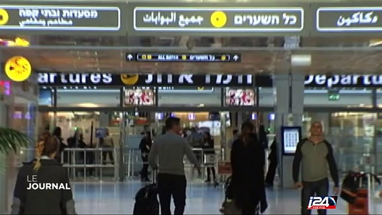 Longues files d'attente dans le hall des départs de l'aéroport de Bruxelles