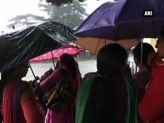 Mercury dips as heavy rain lashes Shimla